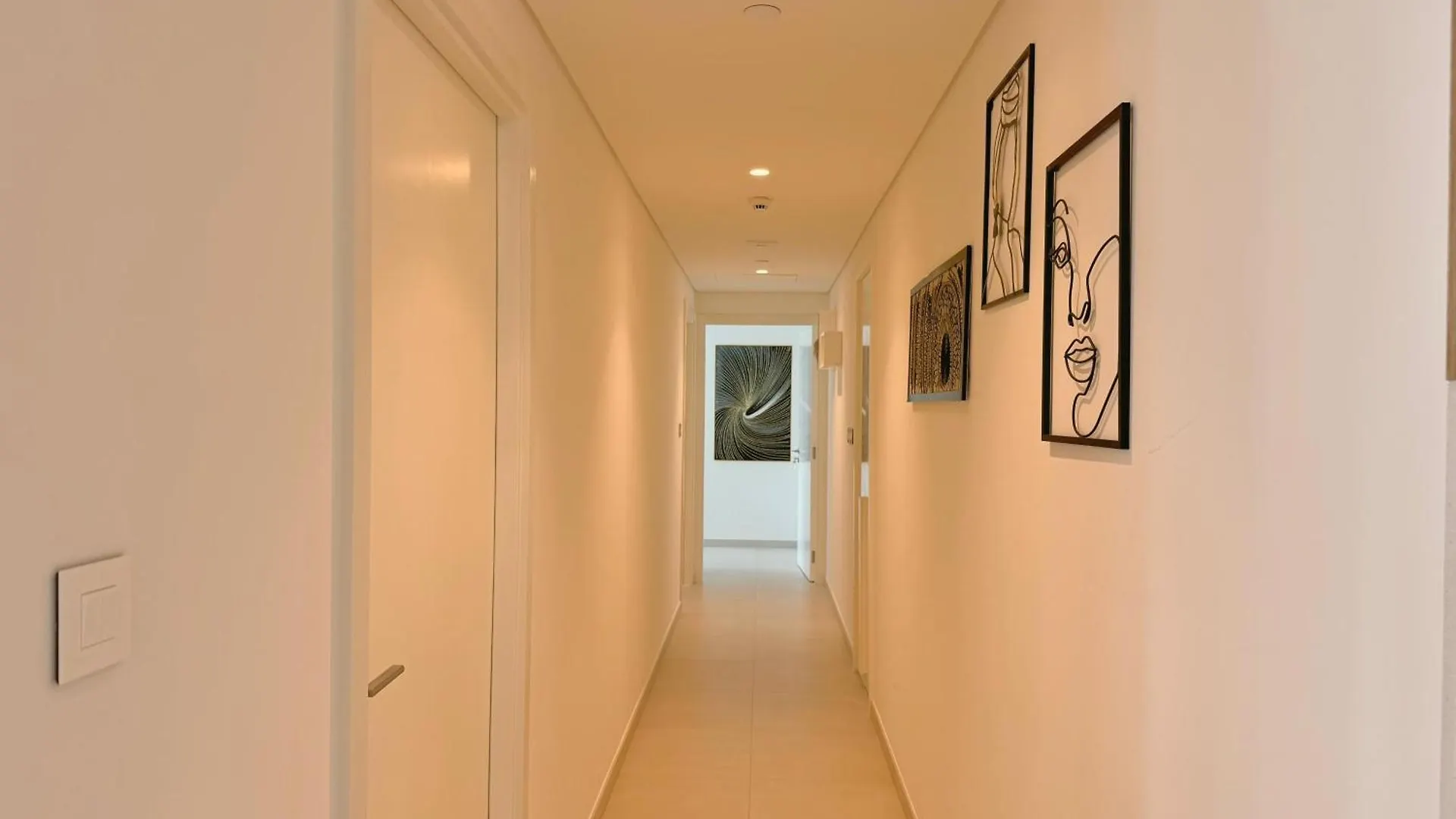 Dvr 4 Bedroom Apartment Available In Downtown View 2 Dubai