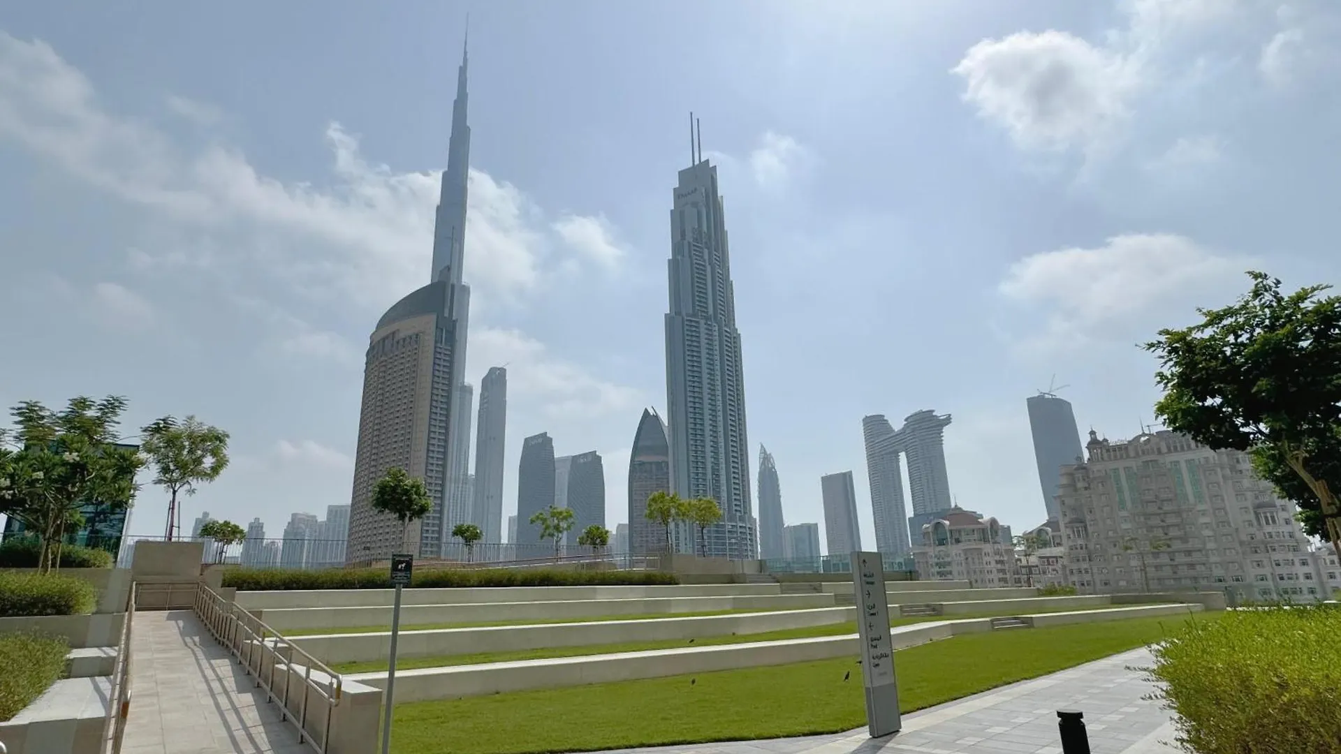 Dvr 4 Bedroom Apartment Available In Downtown View 2 Dubai