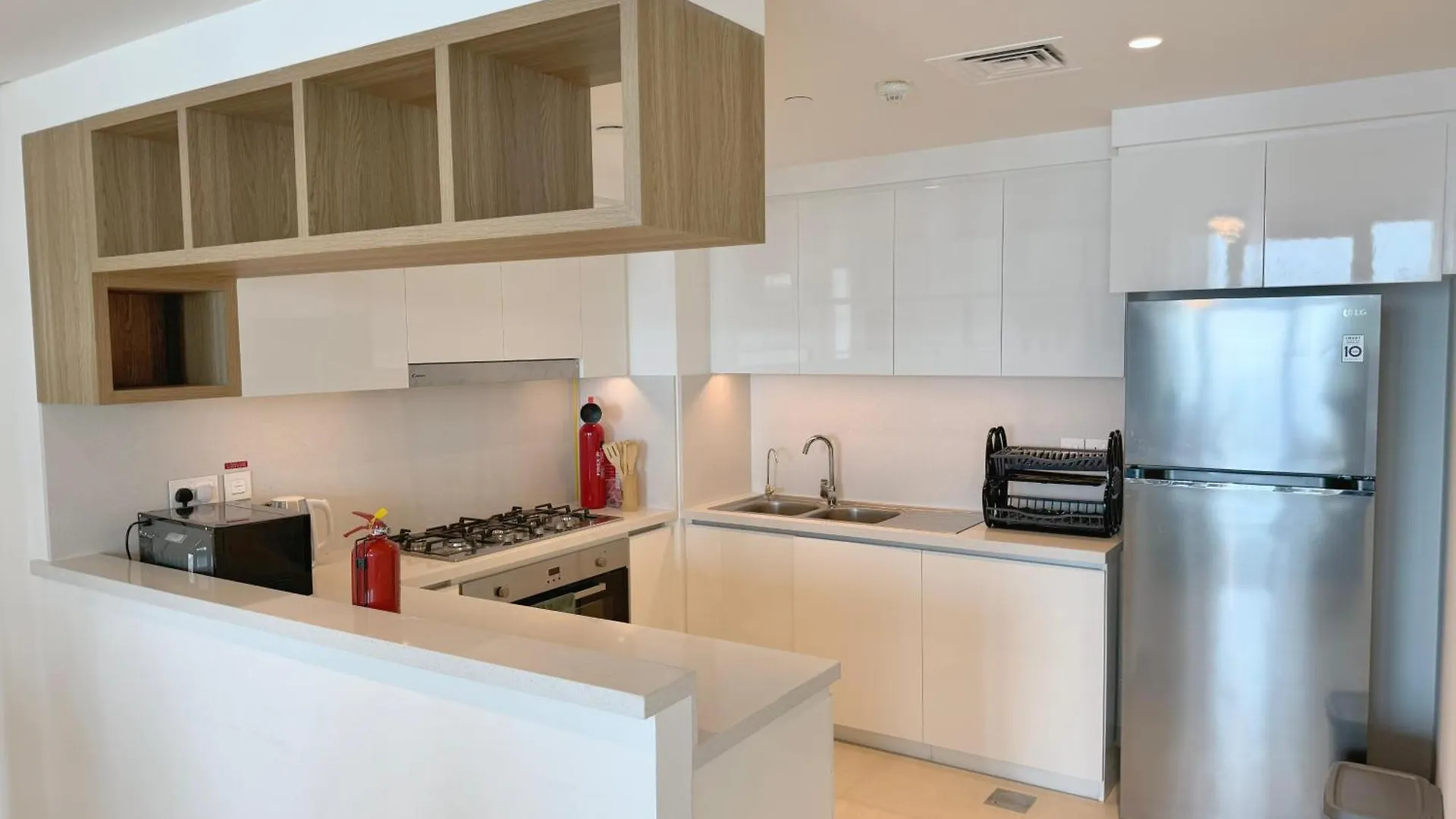 Dvr 4 Bedroom Apartment Available In Downtown View 2 Dubai