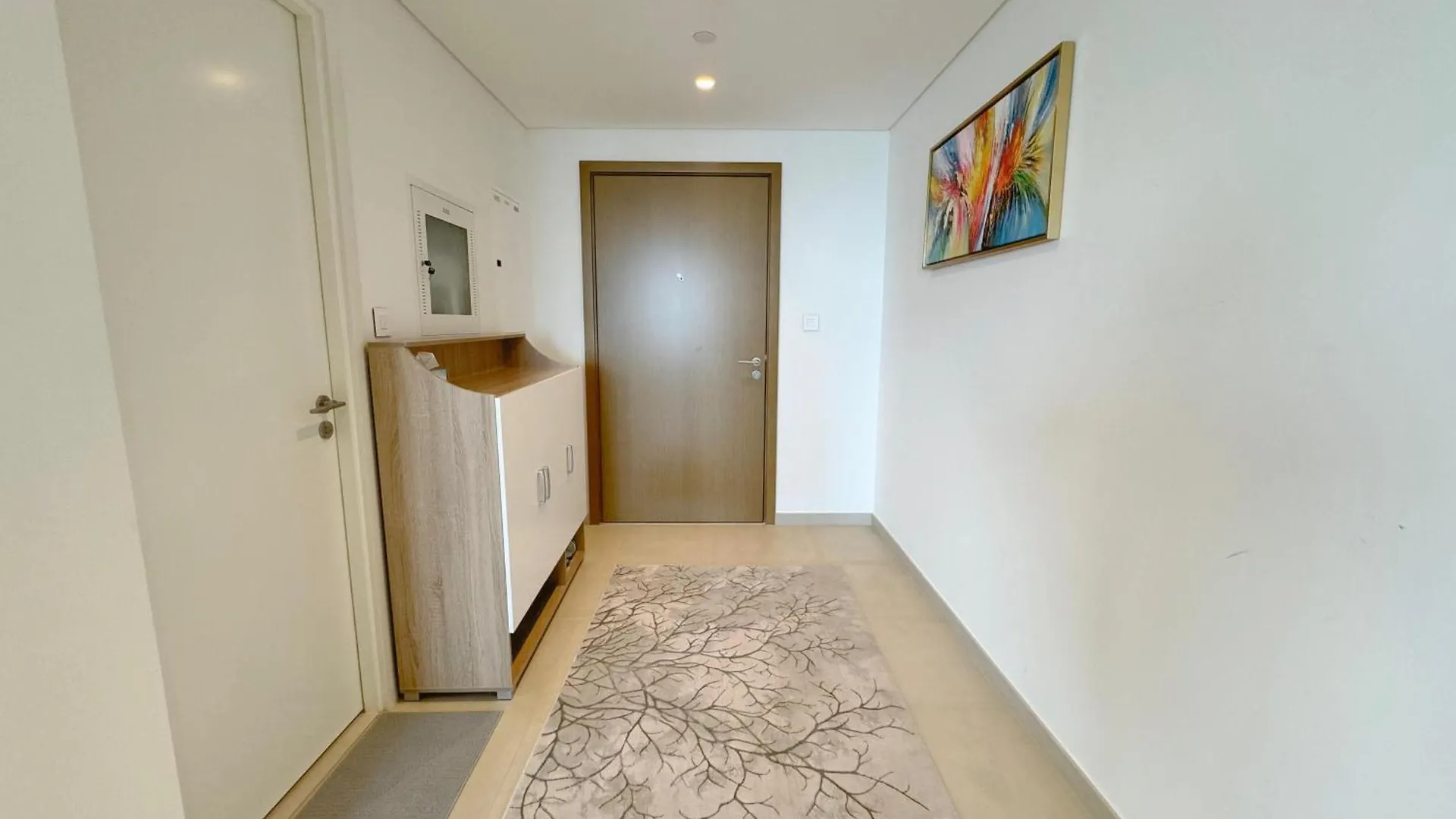 Dvr 4 Bedroom Apartment Available In Downtown View 2 Dubai 0*,  United Arab Emirates