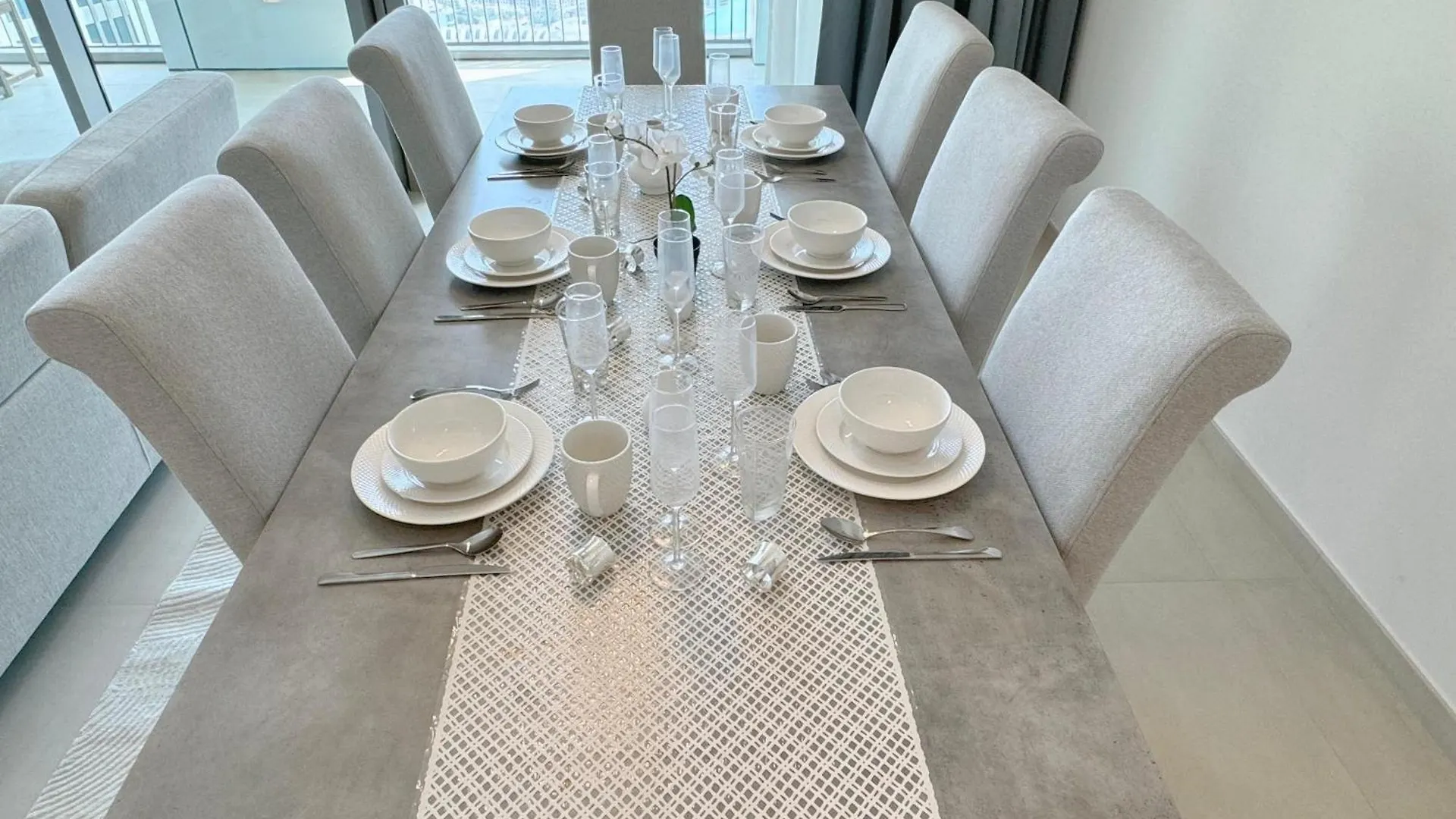 Dvr 4 Bedroom Apartment Available In Downtown View 2 Dubai 0*,